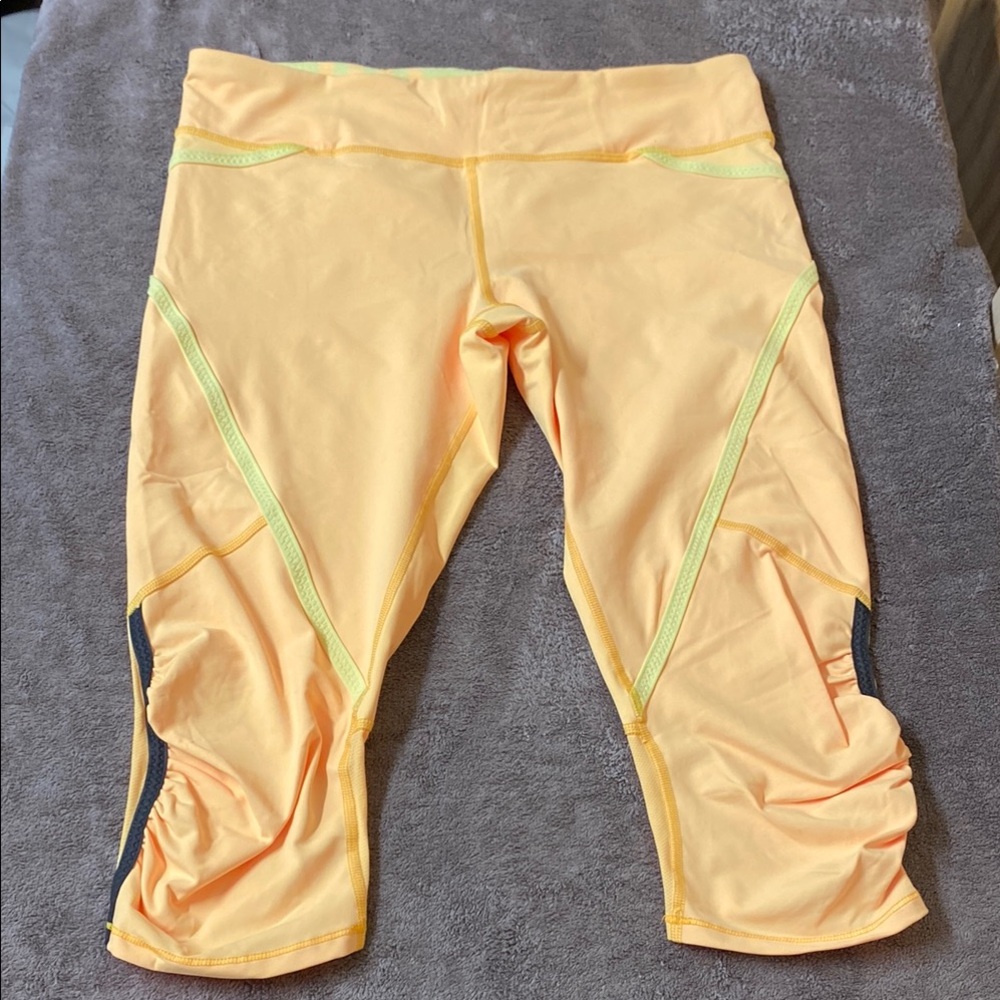 Lululemon Athletica size 10 running pants